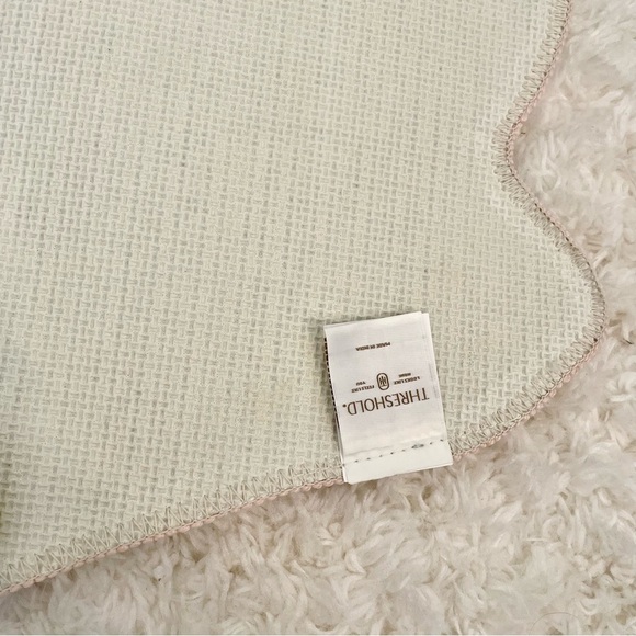 Threshold Bunny Shaped Bath Rug 20x24 White and Pink - Picture 3 of 3